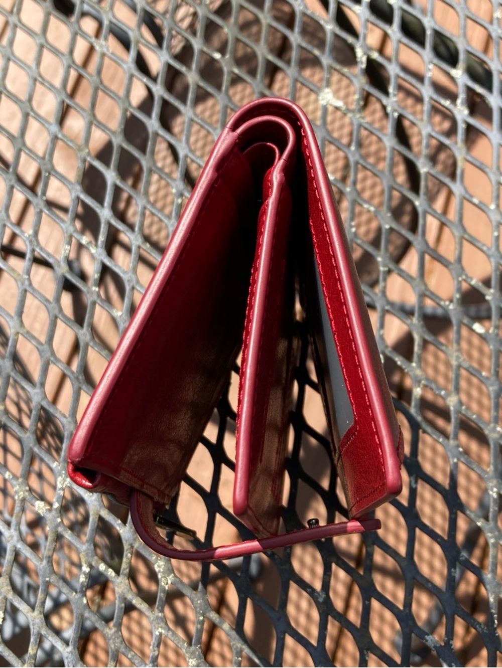 Red Security Wallet - Picture 8 of 8